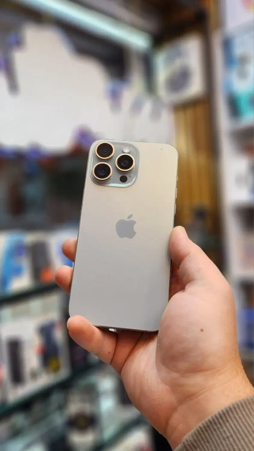 گوشی اپل Iphone 15 Promax با حافظه ۲۵۶ رجیستر شده|موبایل|زنجان, |دیوار