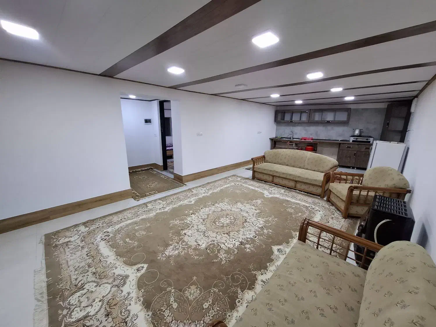 اجاره سوئیت ۸۰متری|اجارهٔ کوتاهمدت آپارتمان و سوئیت|رویان, |دیوار