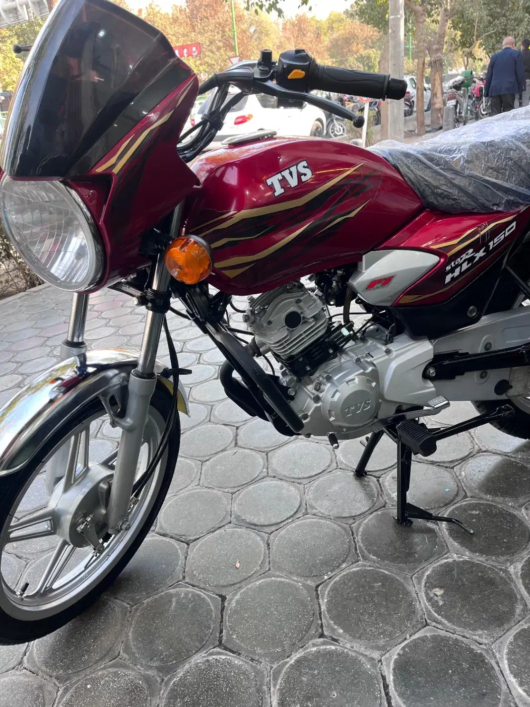 نقد و اقساط + هدیه ویژه Tvs Hlx 150|موتورسیکلت|اصفهان, سرتاوه|دیوار