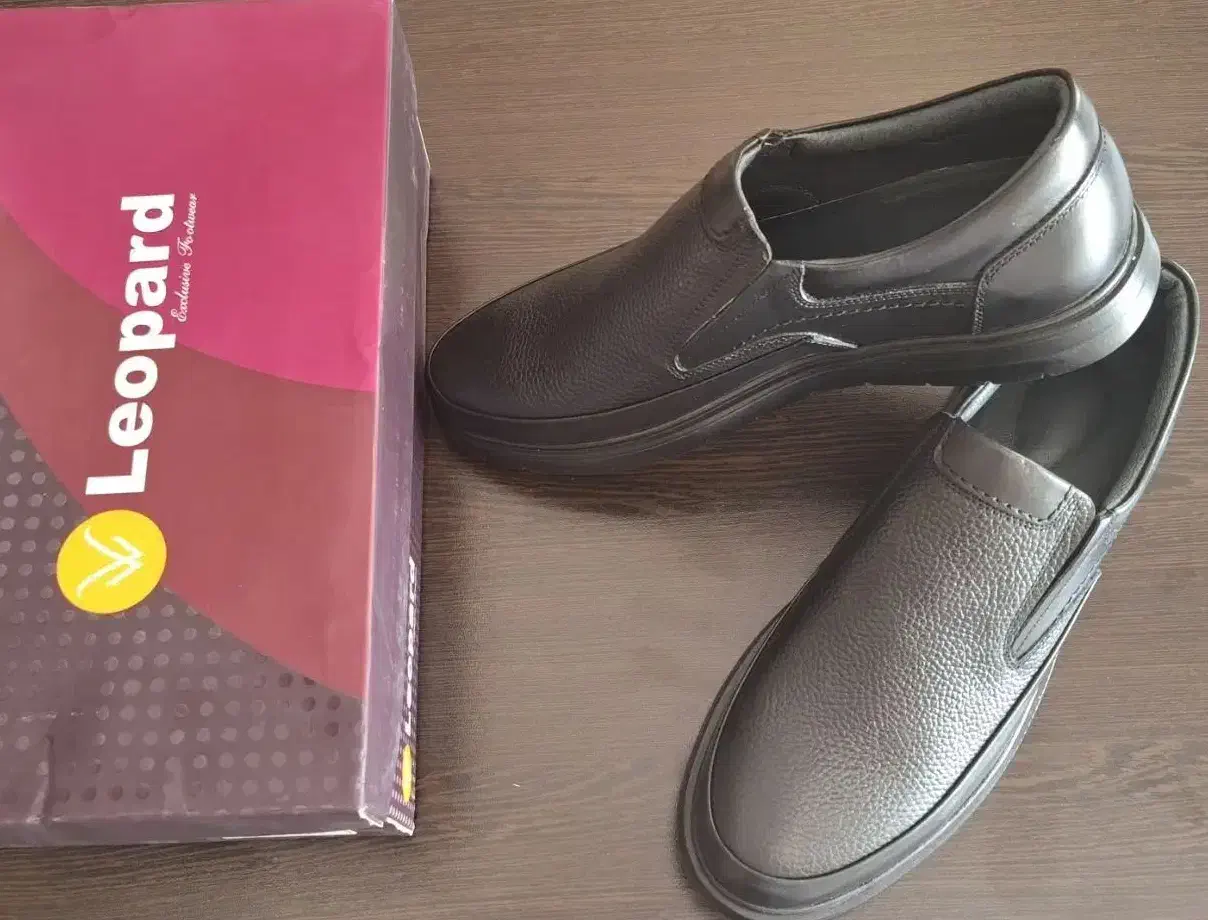 کفش چرمی مردان(کاملا نو و پا نخورده )شماره 44|کیف، کفش، کمربند|قرچک, مهدیه|دیوار