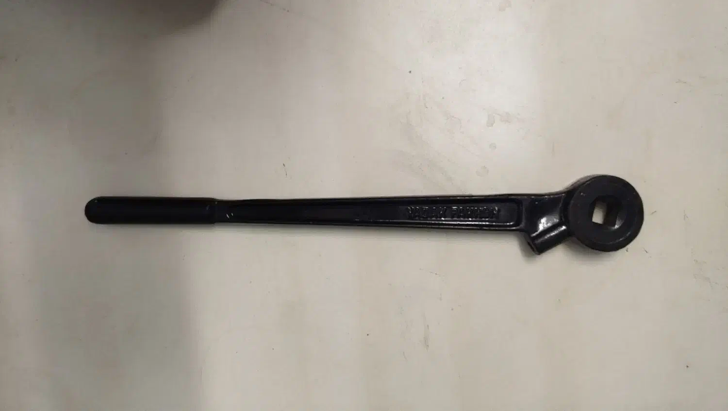 اچار جغجغه|ابزارآلات|محمدشهر, محمدشهر|دیوار