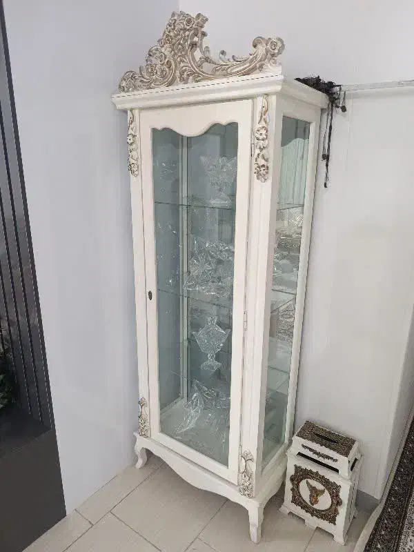 گنجه سفید|بوفه، ویترین، کنسول|مشهد, شفا|دیوار