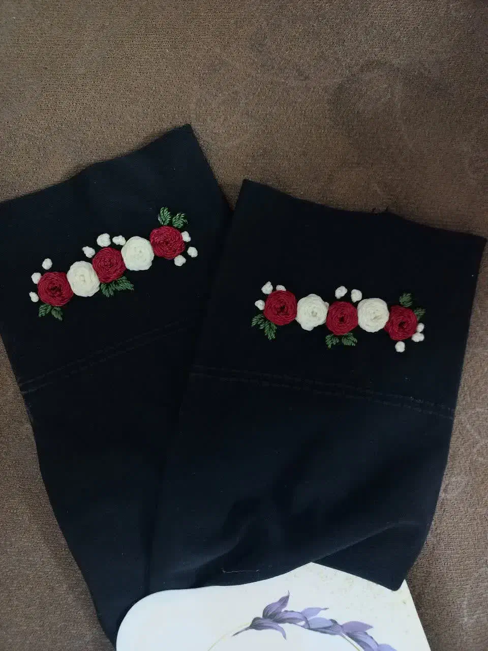 ساق دست گلدوزی|لباس|مشهد, هفده شهریور|دیوار