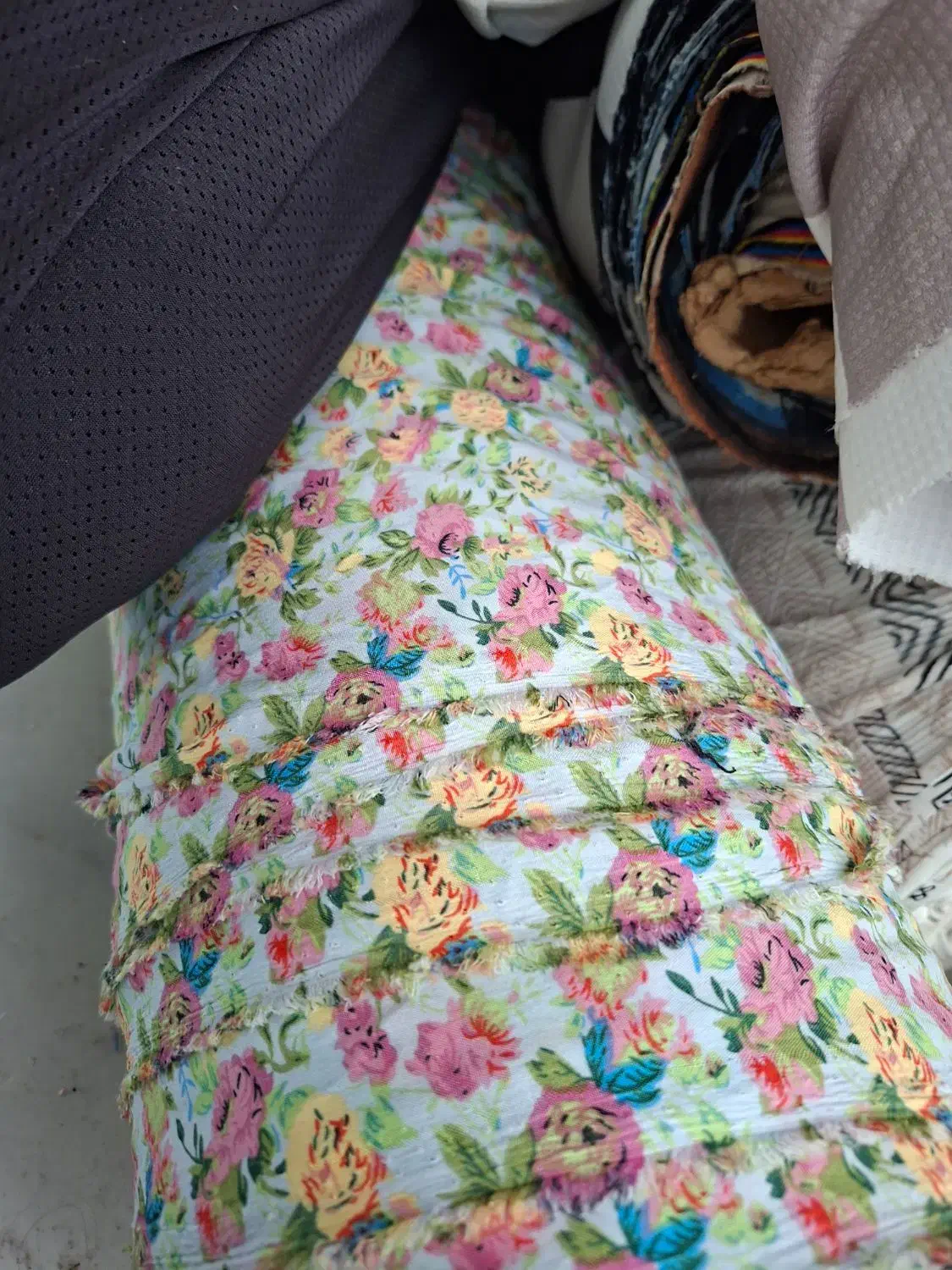 پارچه عمده به قیمت زیر فاکتور|عمده‌فروشی|کاکی, |دیوار