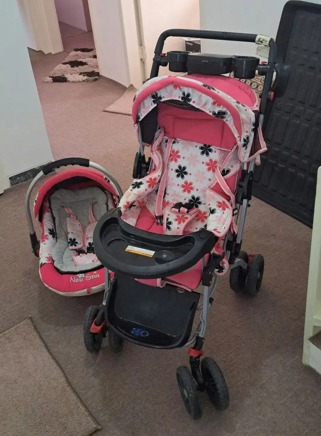 ست کالسکه و کریر در حد نو|کالسکه و لوازم جانبی|بروجرد, |دیوار