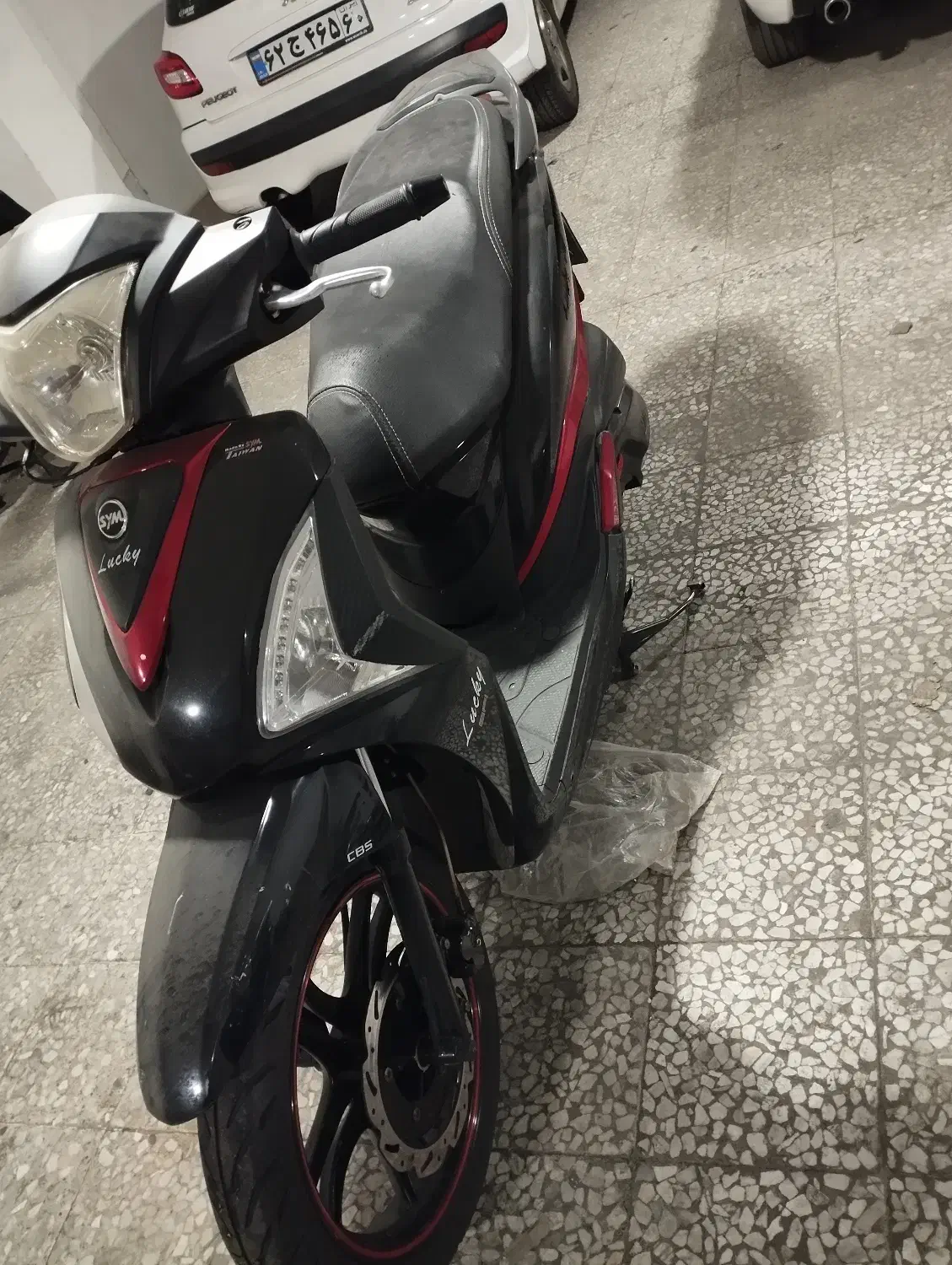 لاکی 180 اسکوتری|موتورسیکلت|تهران, فردوسی|دیوار