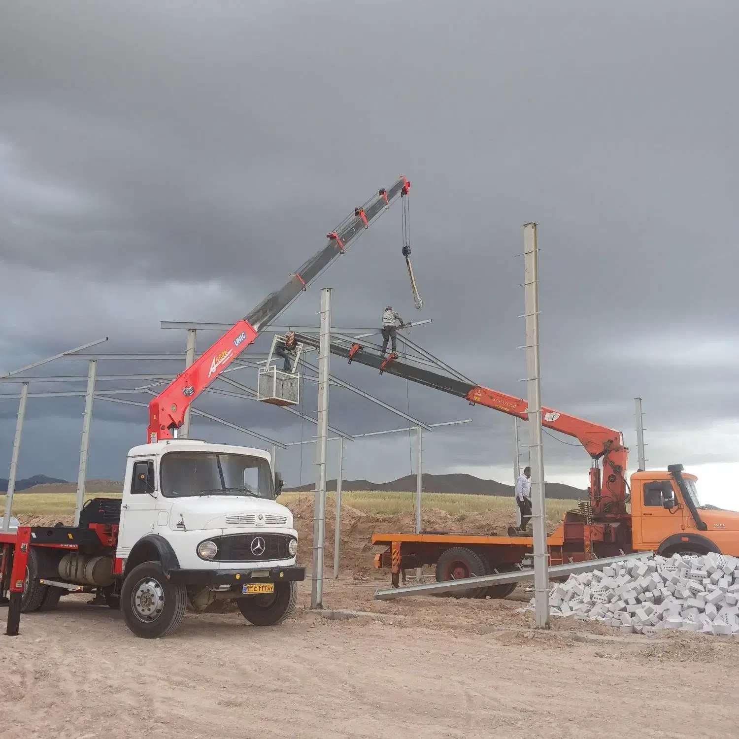 جرثقیل نیسان 2 تا35 تن دکل بلند سبددار لجور بالابر|خدمات حمل و نقل|زنجان, |دیوار