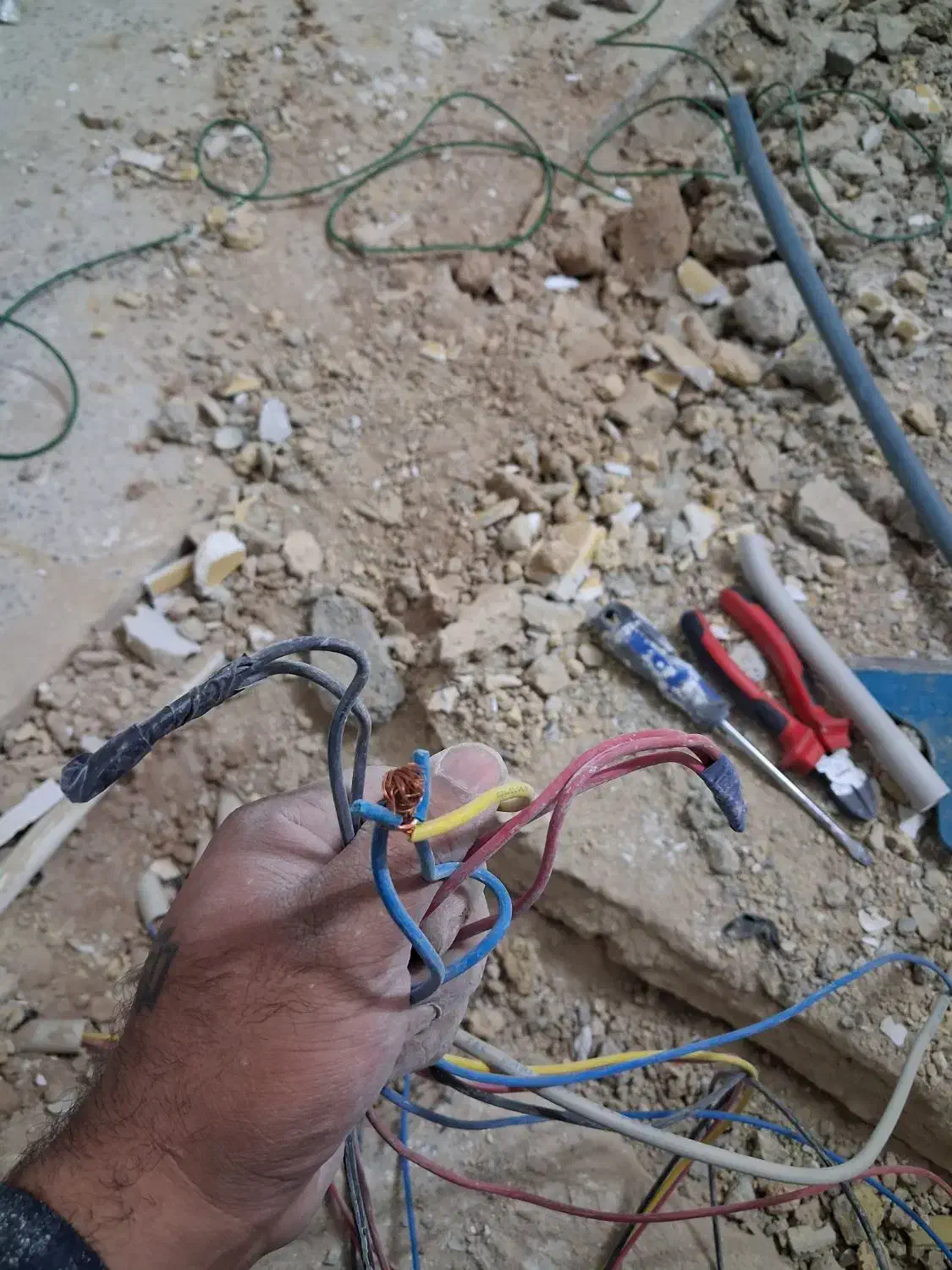 برقکار ساختمان|خدمات پیشه و مهارت|اراک, |دیوار