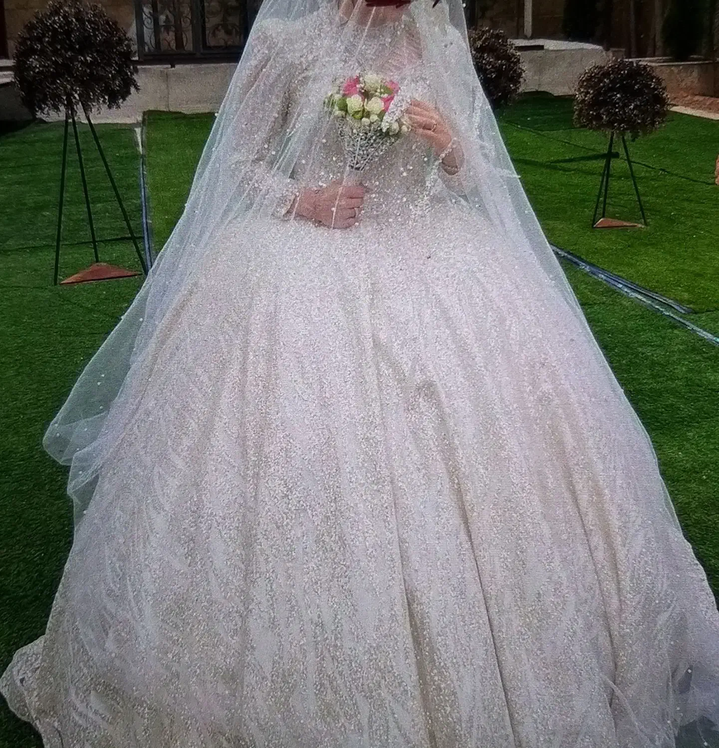 لباس عروس|لباس|شیراز, قصرالدشت|دیوار