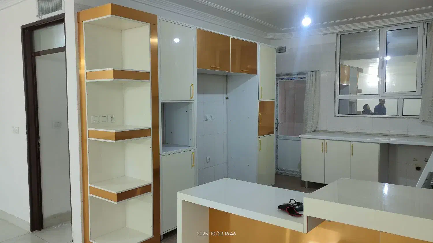 کابینت های گلاس و هود|آبچکان و نظمدهنده ظروف|زاهدان, |دیوار