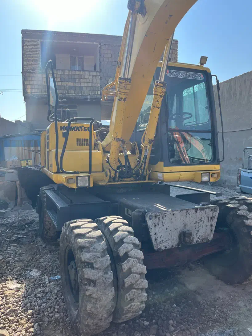 بیل ۱۳۰خط شش موتور وپمپ خط ۷|خودرو سنگین|اصفهان, شفق|دیوار