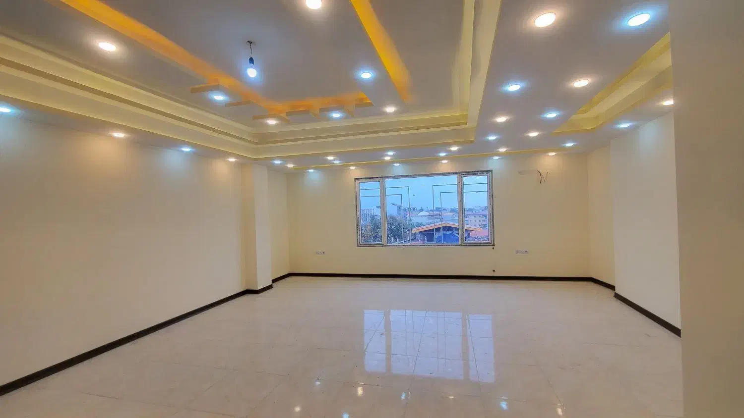 فروش واحد ۱۰۰ متری مرکز شهر|فروش آپارتمان|رودسر, |دیوار