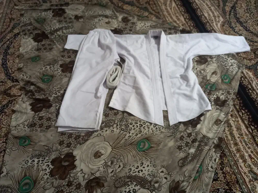 لباس جودو|لباس|هشتگرد, هشتگرد قدیم|دیوار