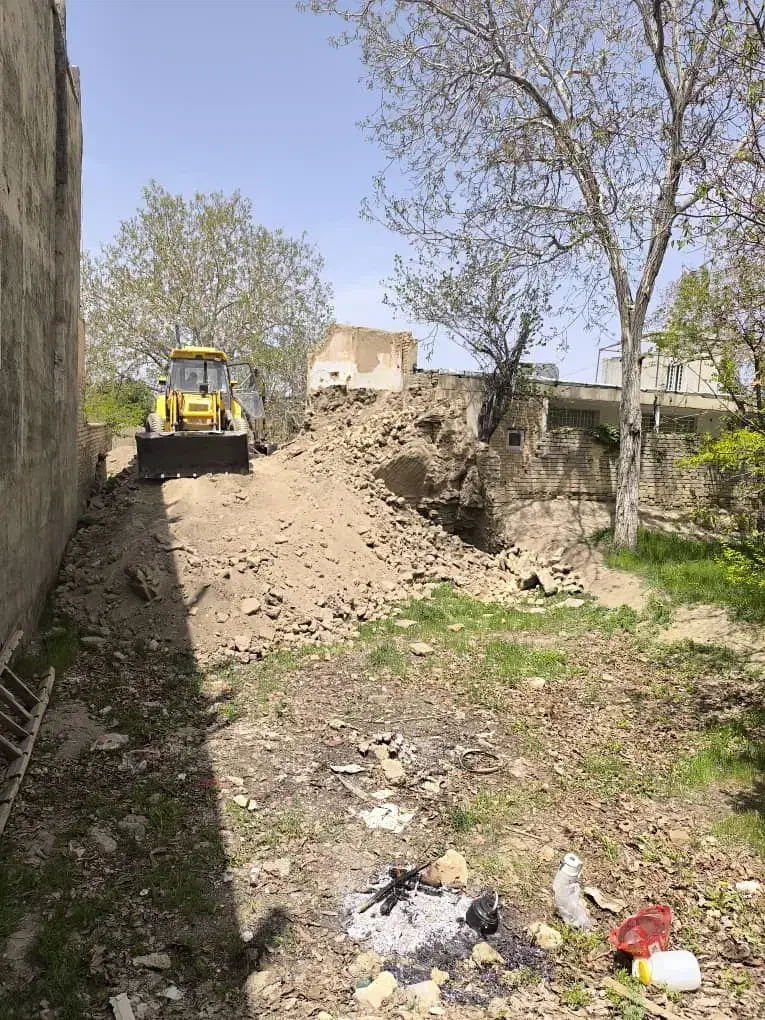 زمین کلنگی مجوز تجاری و مسکونی برای ساخت کارگاه|فروش زمین و ملک کلنگی|خوانسار, |دیوار