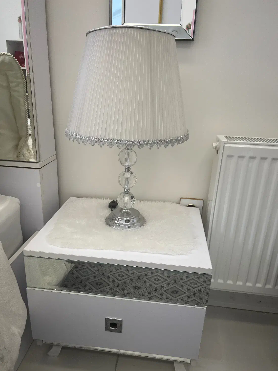 دو عدد اباژور رومیزی ویک عدد کنار سالنی سیلور|چراغ خواب و آباژور|تهران, مهرآباد جنوبی|دیوار