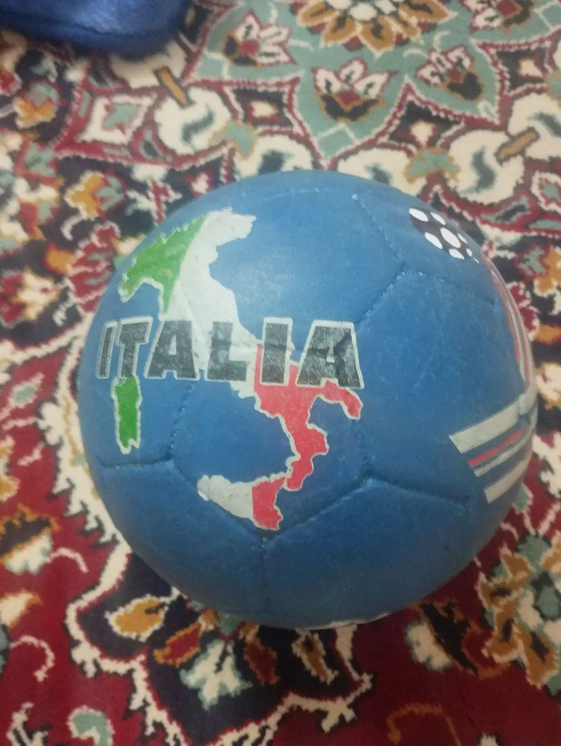 توپ ۴۰ تیکه با تخفیف زیاد گزاشتم|ورزش‌های توپی|سبزوار, هویزه|دیوار