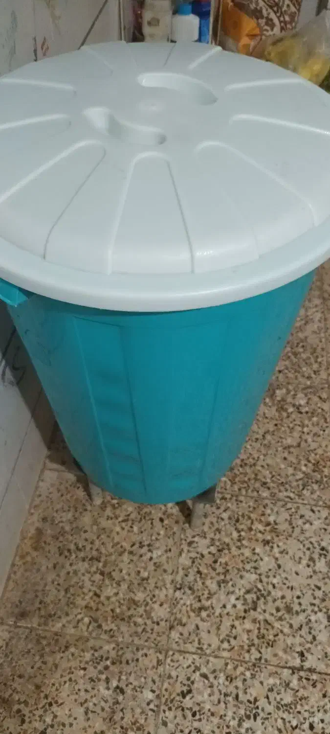 سطل بزرگ|ظروف نگهدارنده، پلاستیکی، یک‌بارمصرف|رامهرمز, |دیوار