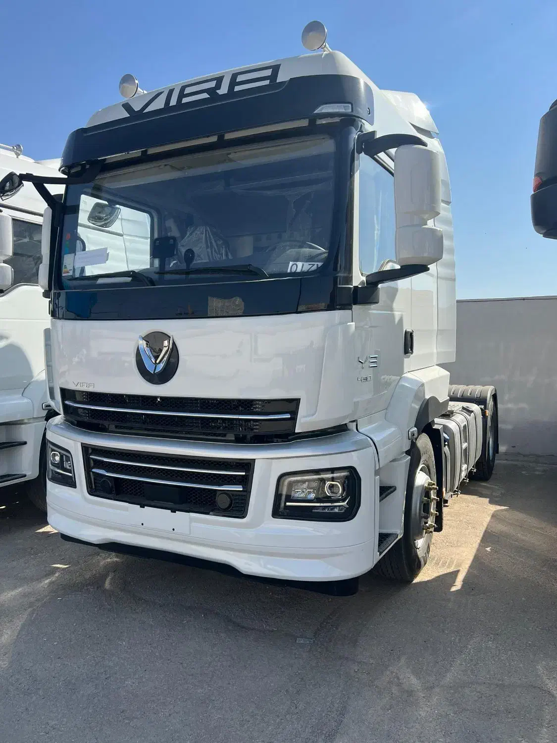 کشنده ویرا ۴۰۴ جدید صفر شاکمن|خودرو سنگین|شیراز, وزیرآباد|دیوار