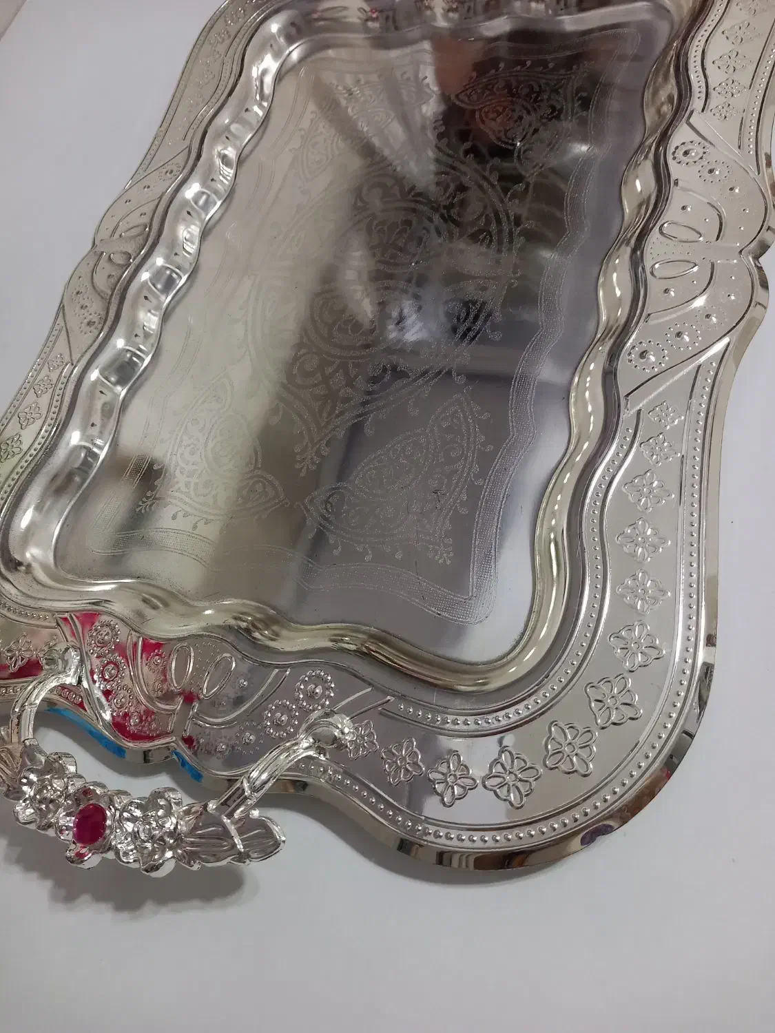 دیس|ظروف پخت‌وپز|یاسوج, |دیوار