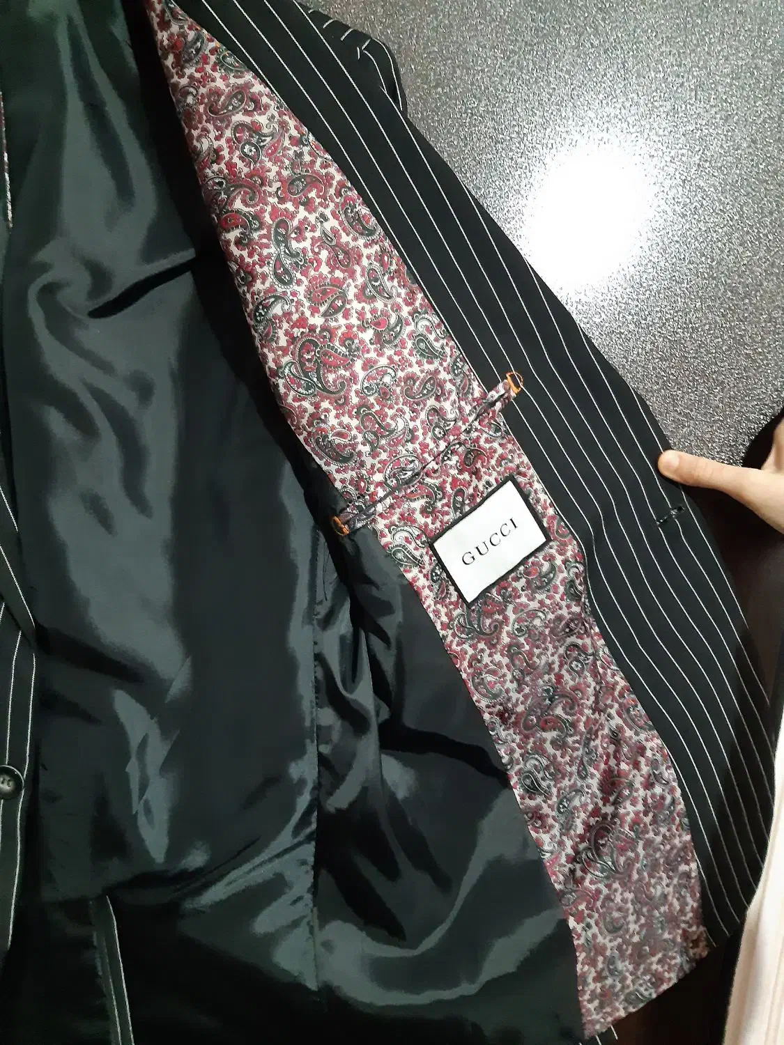 لباس|لباس|بروجرد, |دیوار