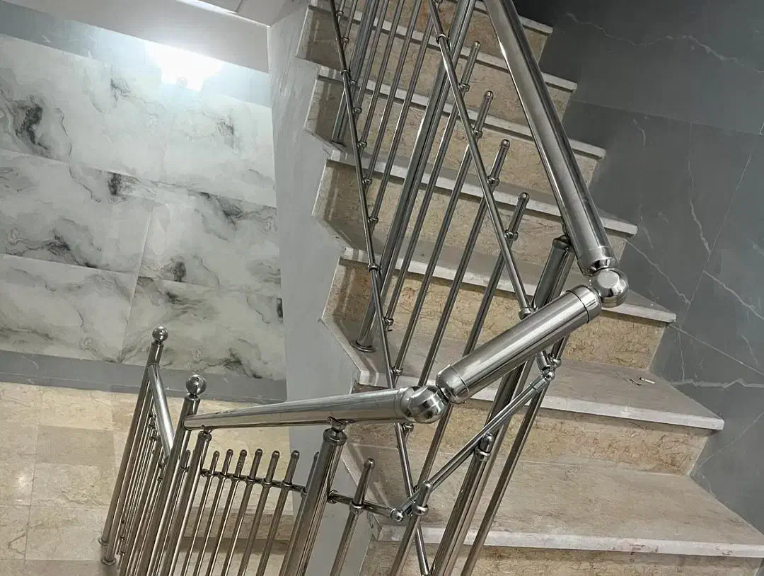 نرده استیل با پروانه کسب ((از دم چک))|خدمات پیشه و مهارت|قزوین, |دیوار