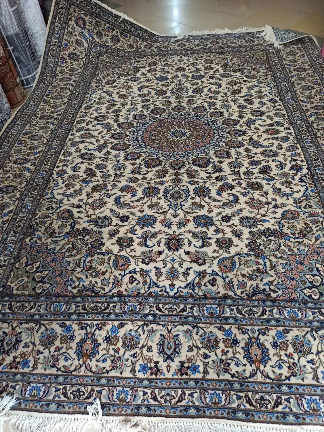 یک تخته فرش 12 متری دستبافت اردکان|فرش|تهران, ازگل|دیوار