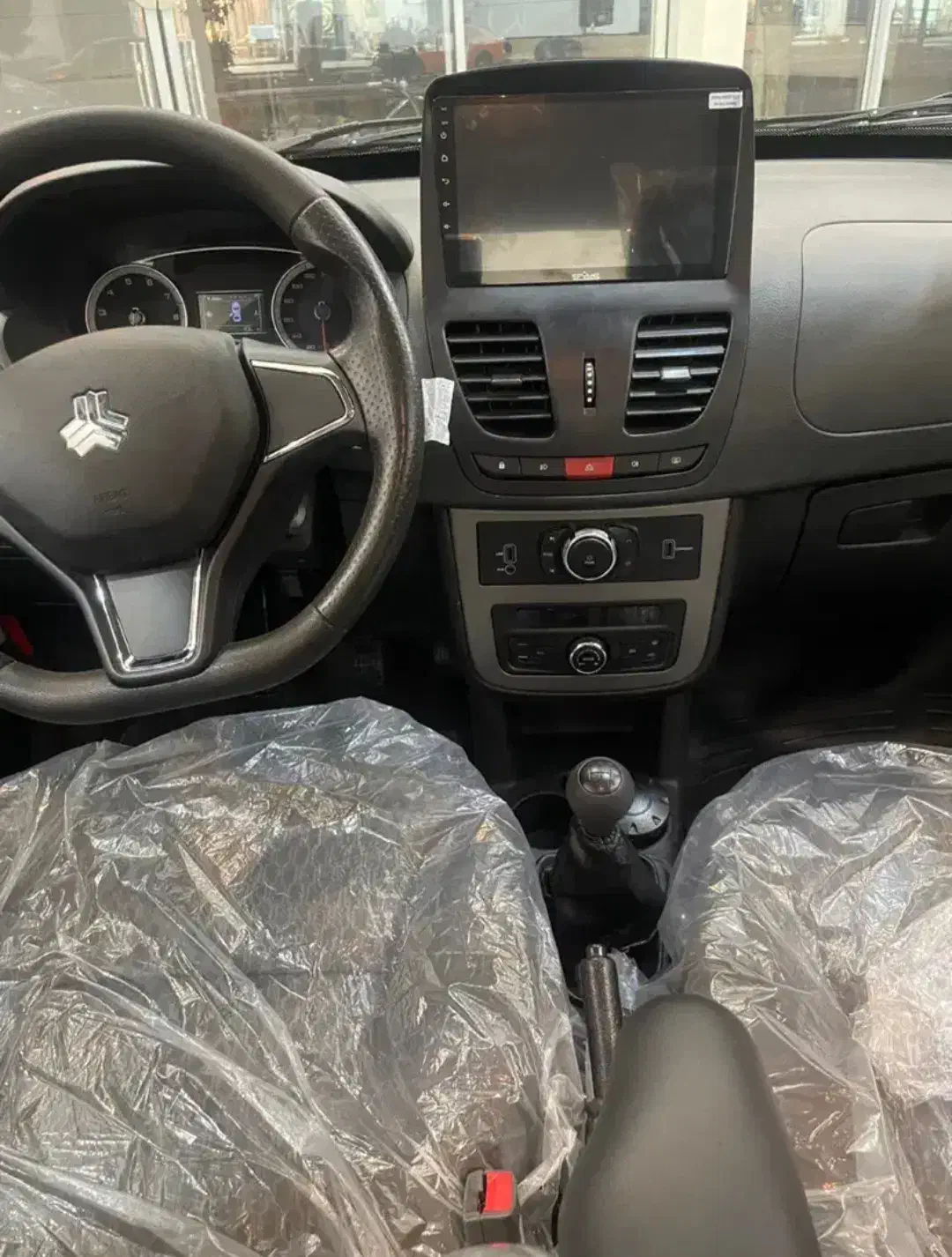 ساینا s /مدل404/نقد و اقساط|خودرو سواری و وانت|تهران, فردوسی|دیوار