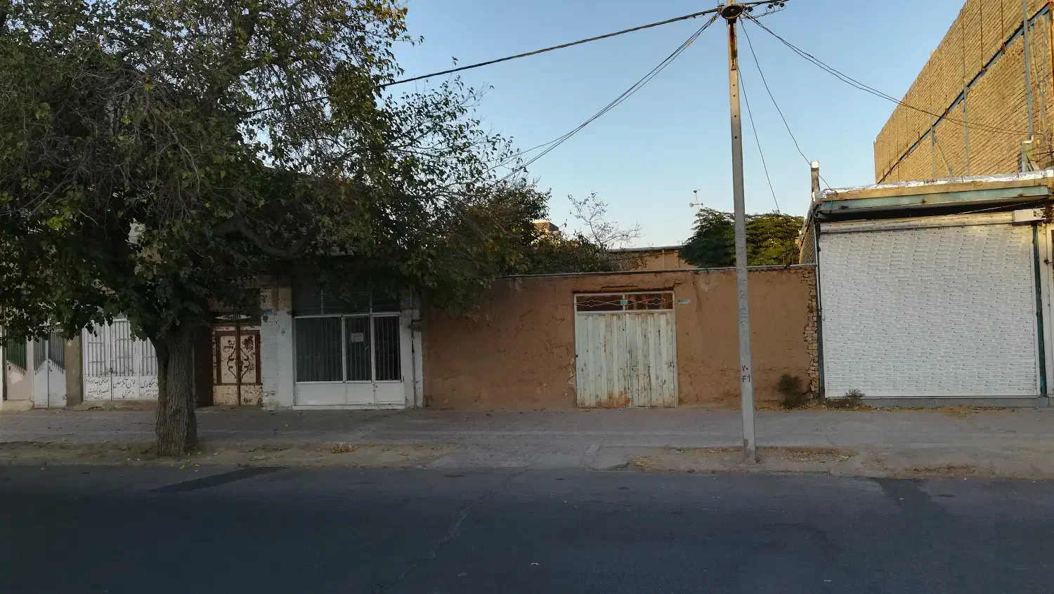 فروش ملک 240متری در بهترین نقطه شهر، خیابان شاد|فروش زمین و ملک کلنگی|تربت جام, بیست متری منبع آب|دیوار