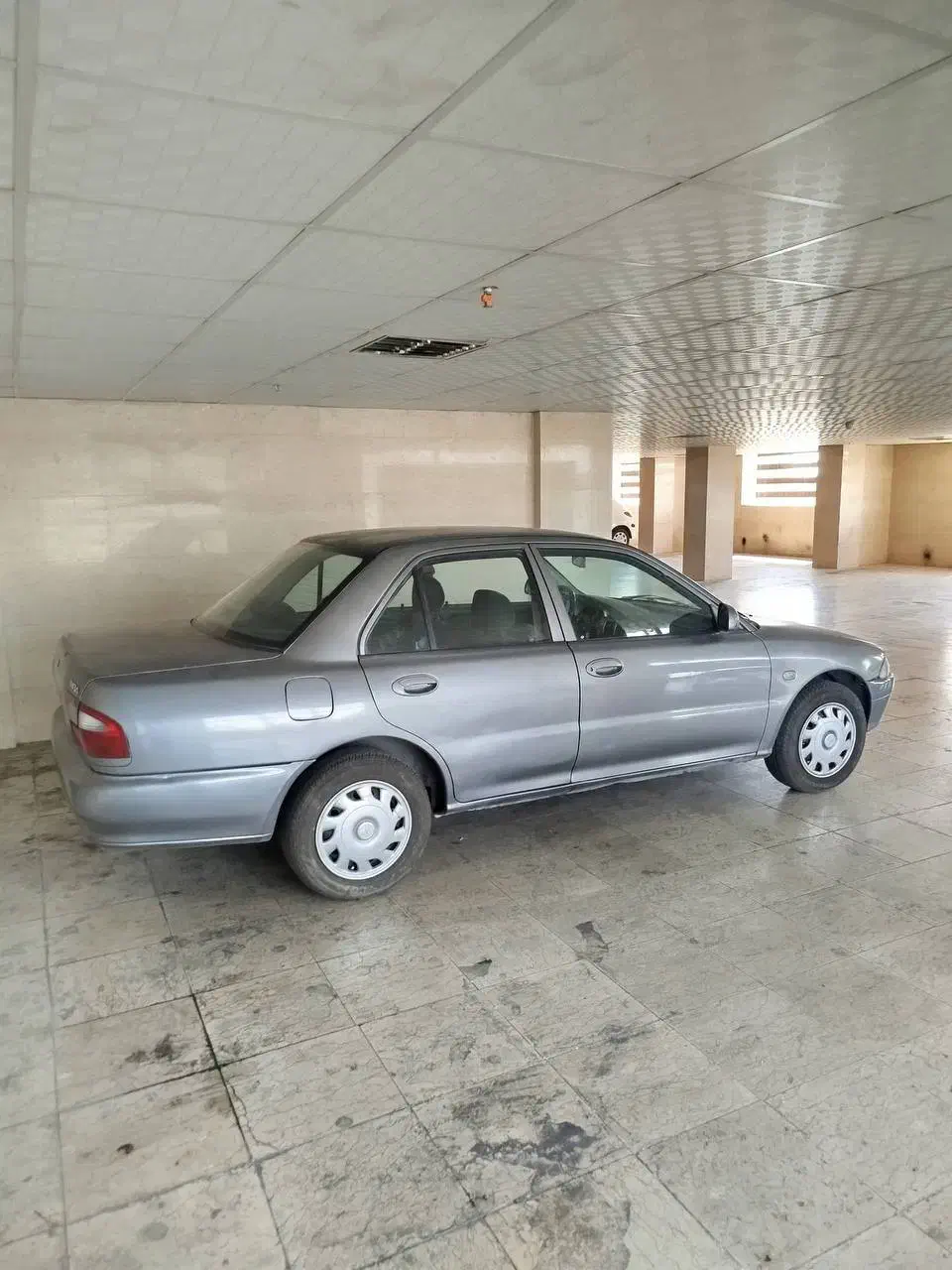 پروتون ویرا خاکستری ۱۳۸۳|خودرو سواری و وانت|تهران, ولنجک|دیوار