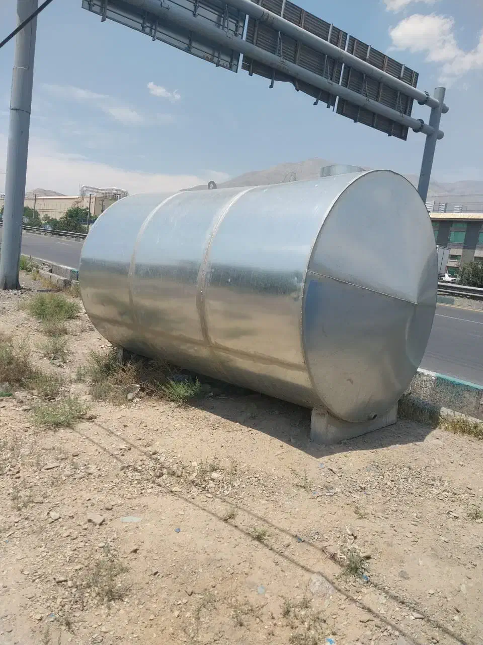 تانکر مخزن آب سوخت گازوئیل ورق گالوانیزه۸هزار|مصالح و تجهیزات ساختمان|تهران, وردآورد|دیوار