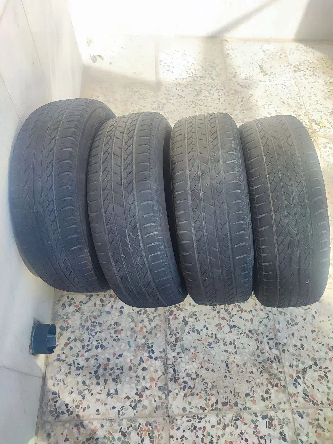 چهار حلقه لاستیک بارز سایز R15/65/185|قطعات یدکی و لوازم جانبی|فسا, |دیوار