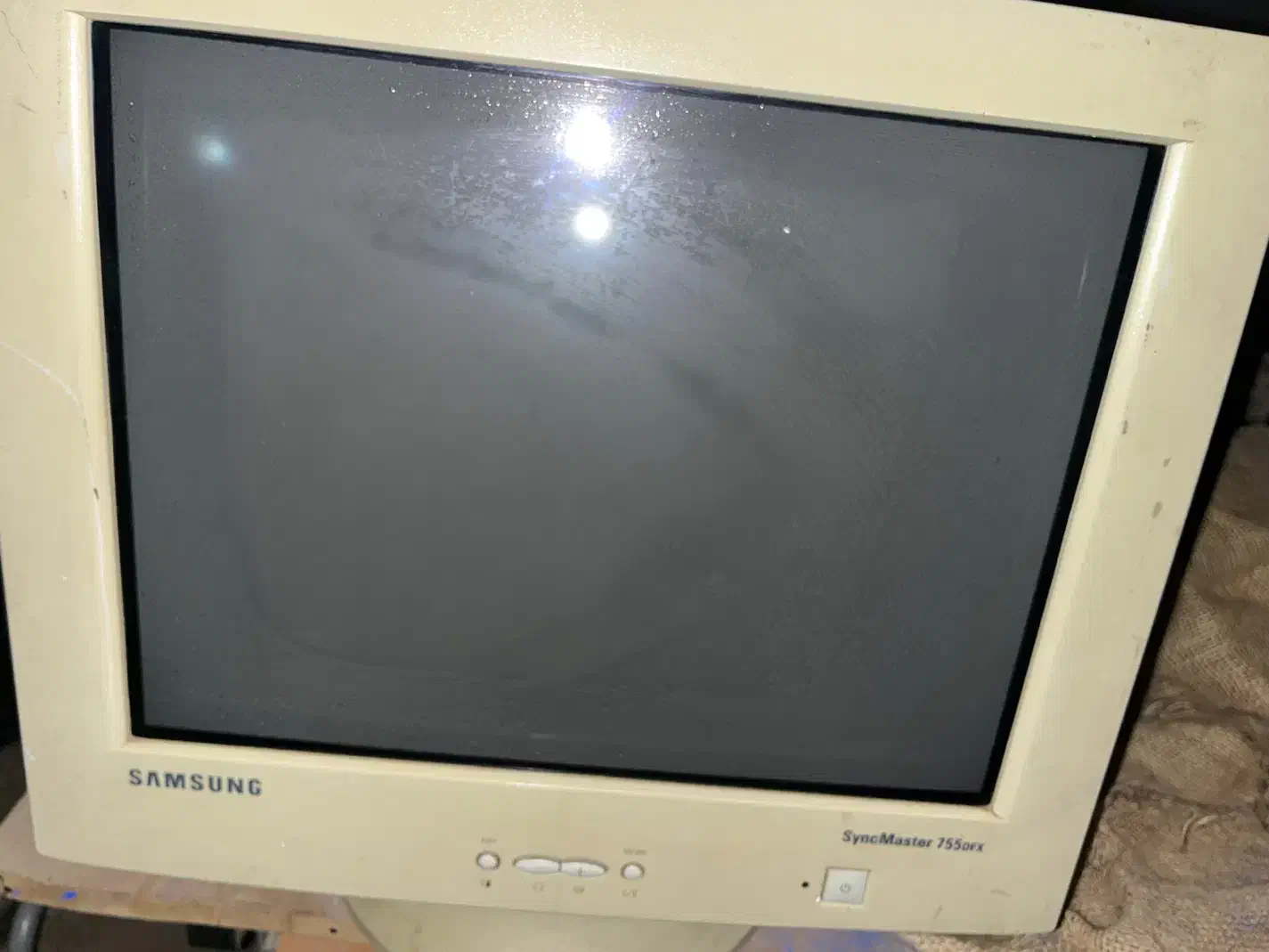 مانیتور قدیمی مناسب دوربین مدار بسته|قطعات و لوازم جانبی رایانه|زنجان, |دیوار