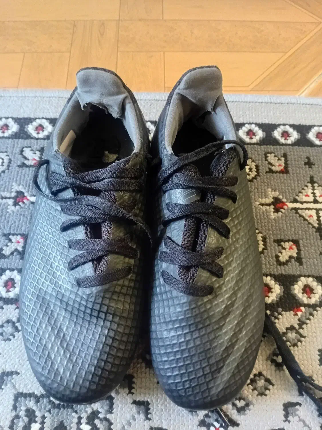 کفش استوک سایز ۳۱ آدیداس|کیف، کفش، کمربند|شهریار, شهرک شاهد|دیوار