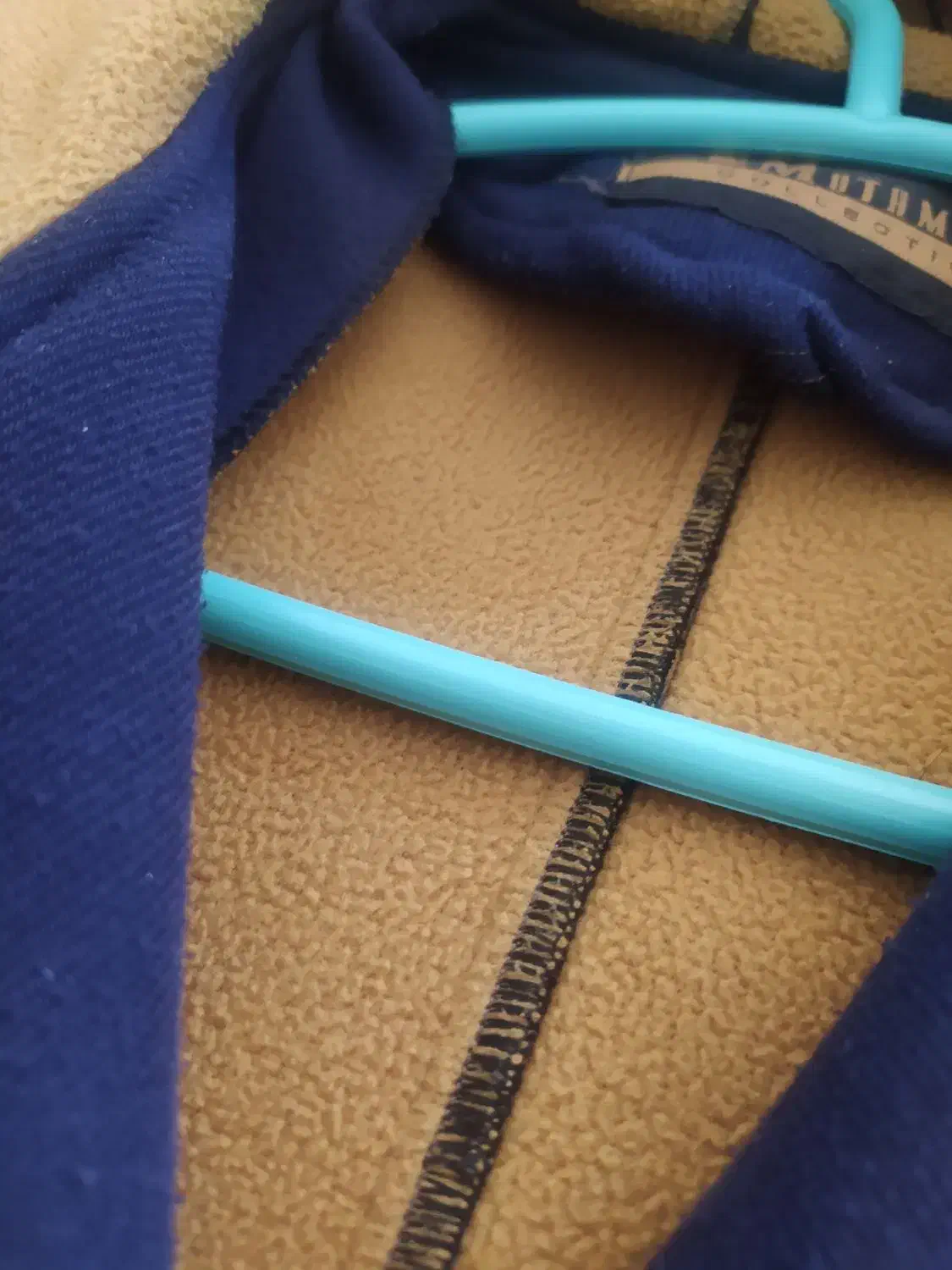 تعدادی پالتو200|لباس|خرمآباد, |دیوار