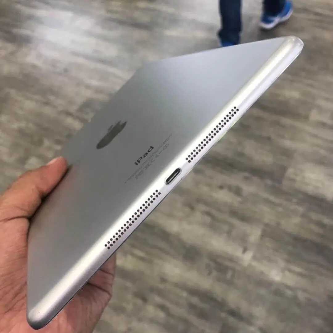 iPad Air 32 2013 فوری|تبلت|بروجرد, |دیوار