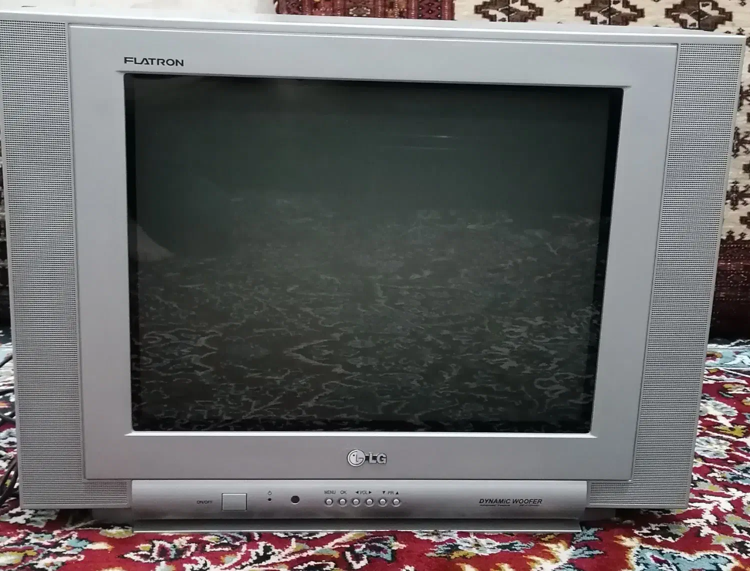 تلویزیون ال جی قدیمی|تلویزیون و پروژکتور|یزد, |دیوار