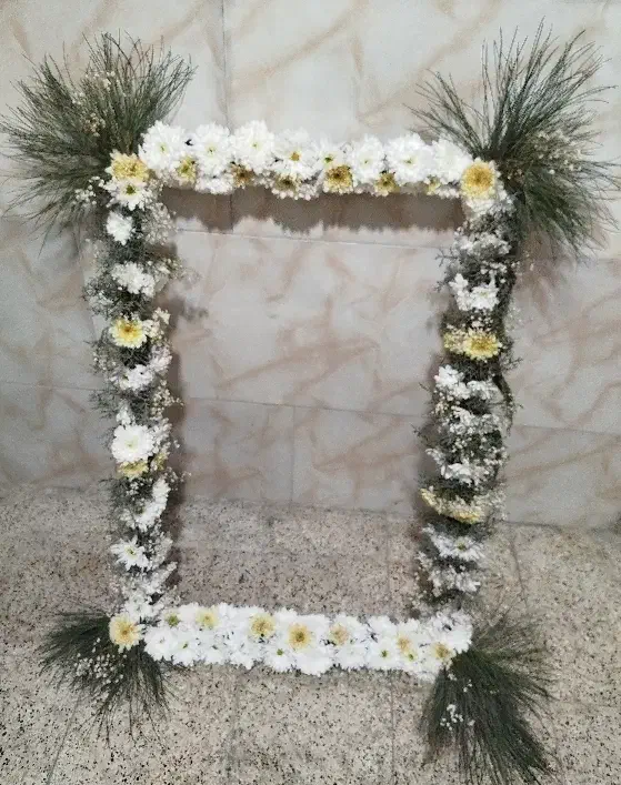 تاج گل مزار قیمت ۹۰۰ تومن|خدمات پذیرایی، مراسم|مشهد, شهرک مهر آباد|دیوار