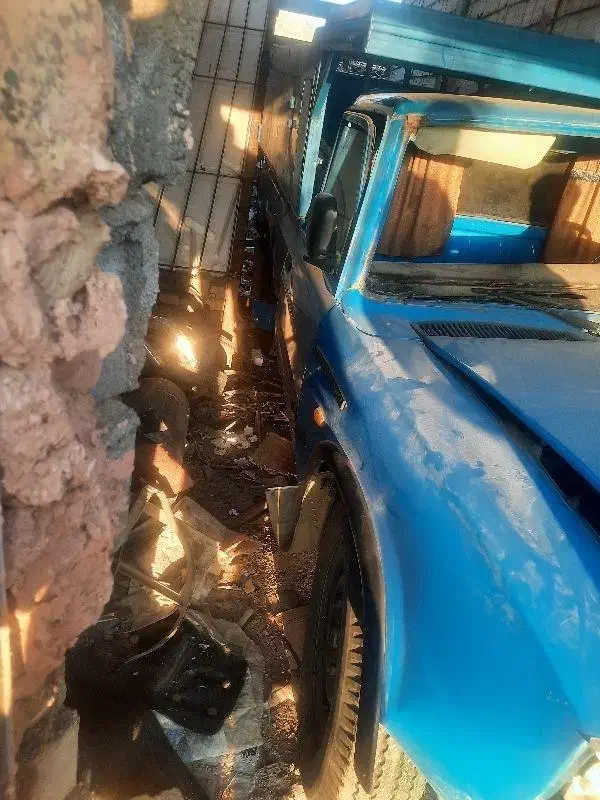 نیسان مدل ۹۸|خودرو سواری و وانت|اسفراین, |دیوار