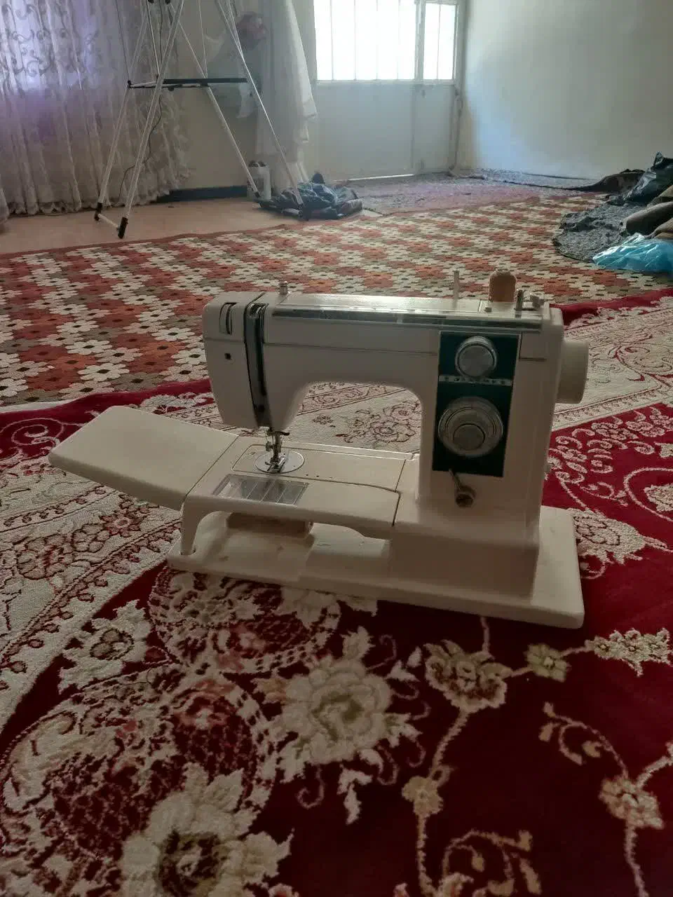 چرخ ژانومه|چرخ خیاطی و ریسندگی|شاندیز, |دیوار