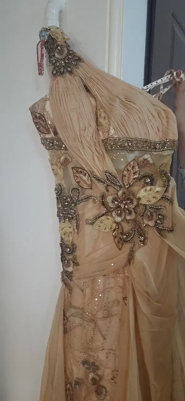 لباس مجلسی|لباس|تهران, شهرک صادقیه|دیوار