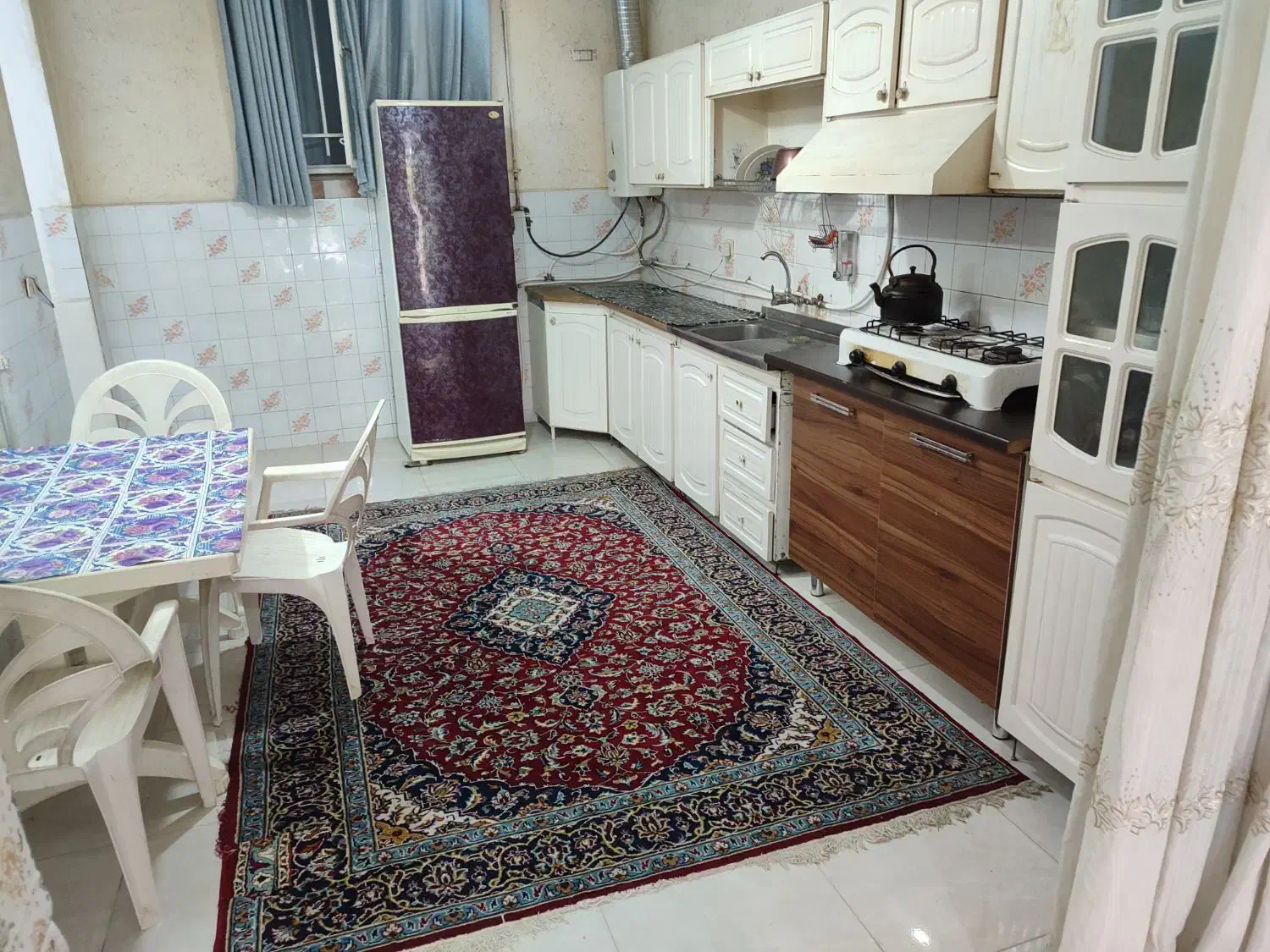 منزل مبله|اجارهٔ کوتاه‌مدت آپارتمان و سوئیت|شیراز, دلجو|دیوار