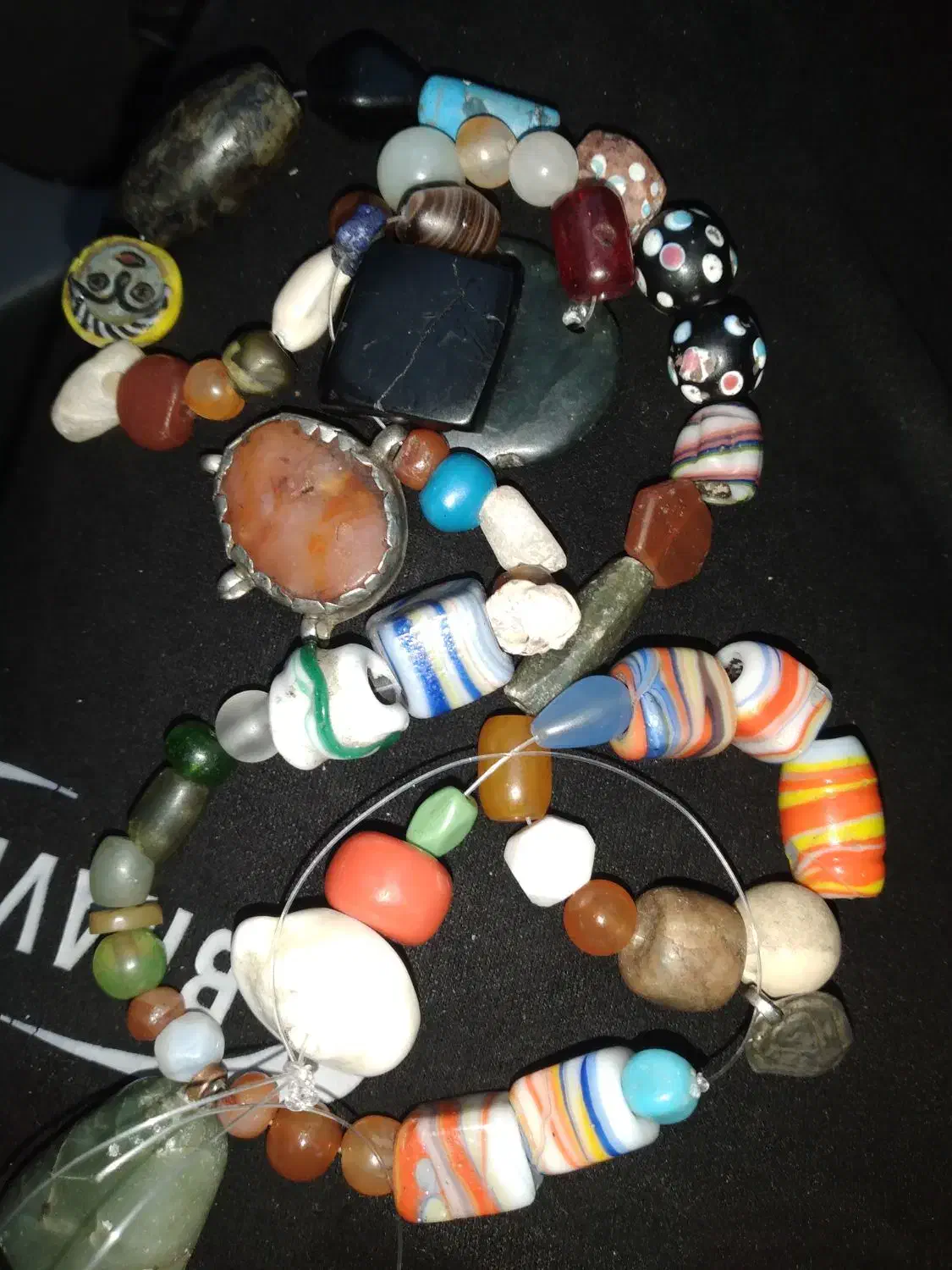 مهرهای قدیمی|کلکسیون اشیاء عتیقه|جیرفت, |دیوار