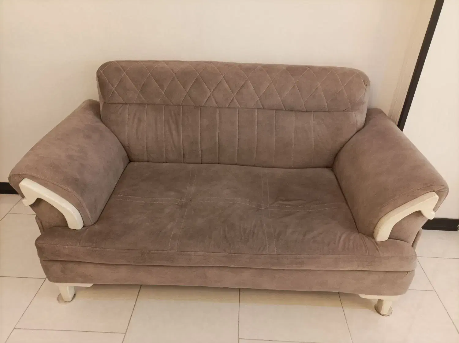 راحتی دو نفره|مبلمان خانگی و میز عسلی|فردیس, قریشی|دیوار