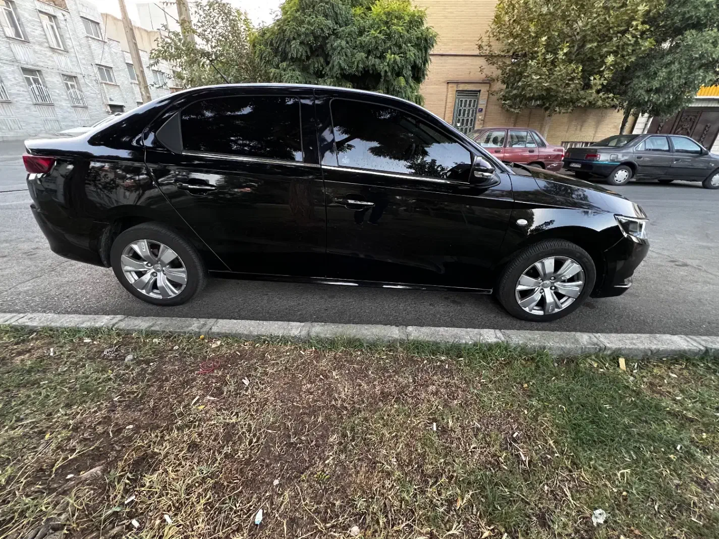 تارا اتوماتیک V2 مدل ۱۴۰۲ مشکی آبنوس|خودرو سواری و وانت|اراک, |دیوار