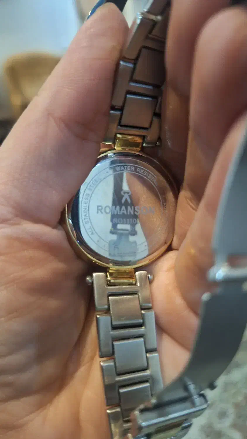 ساعت مچی نو|ساعت|شاهین‌شهر, شهرک گلدیس|دیوار