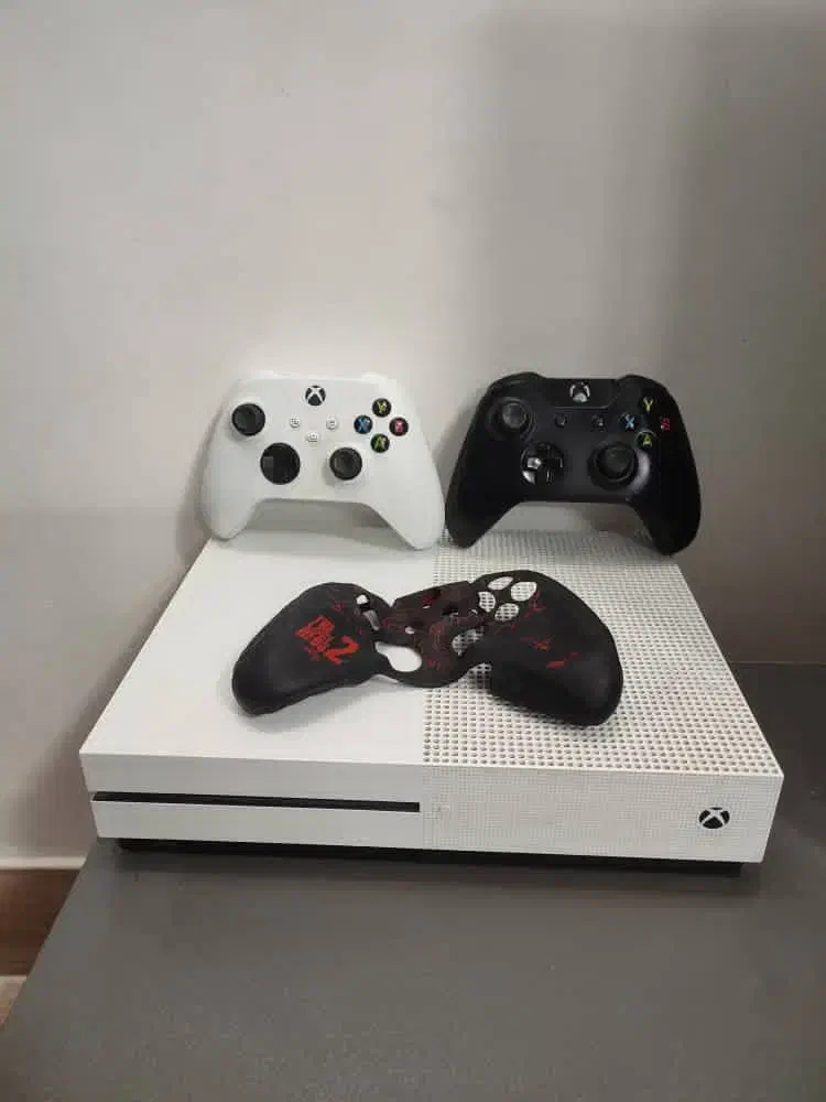 ایکس باس وان اس|کنسول، بازی ویدئویی و آنلاین|کاشان, باغ ماجد|دیوار