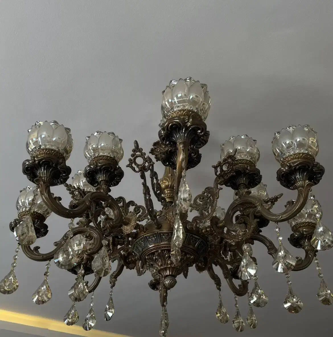 لوستر ۸ شاخه|لوستر و چراغ آویز|اصفهان, چرخاب|دیوار