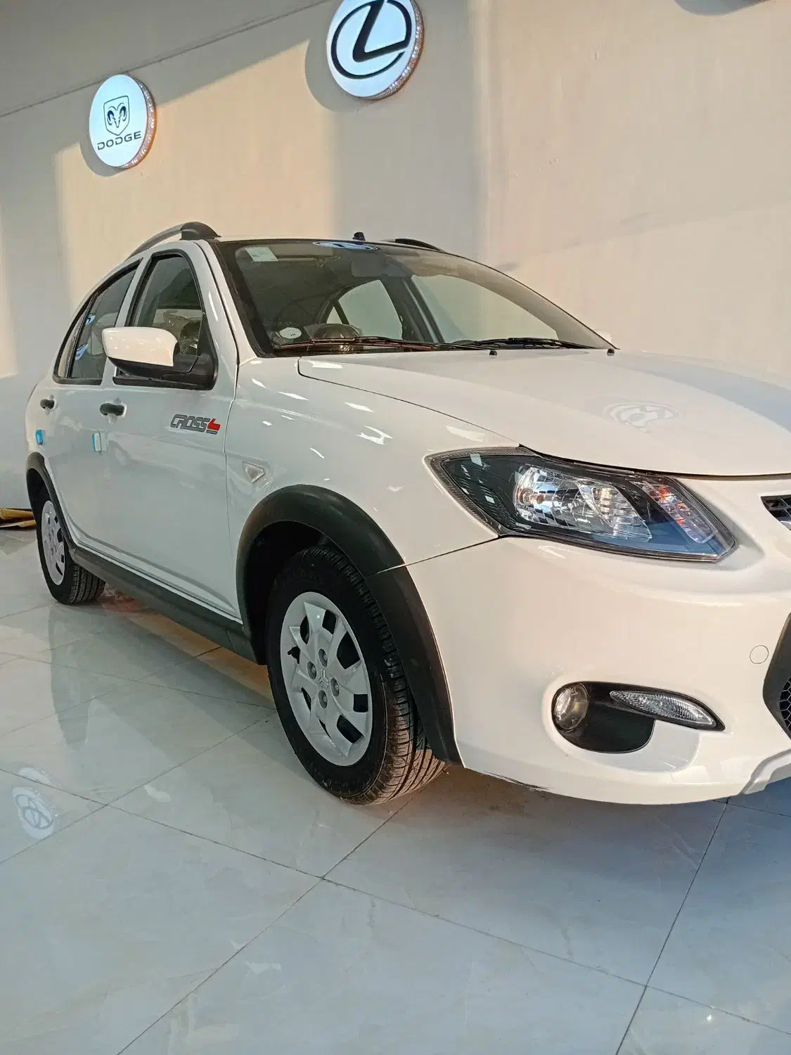 کوییک۴۰۲|خودرو سواری و وانت|همدان, |دیوار