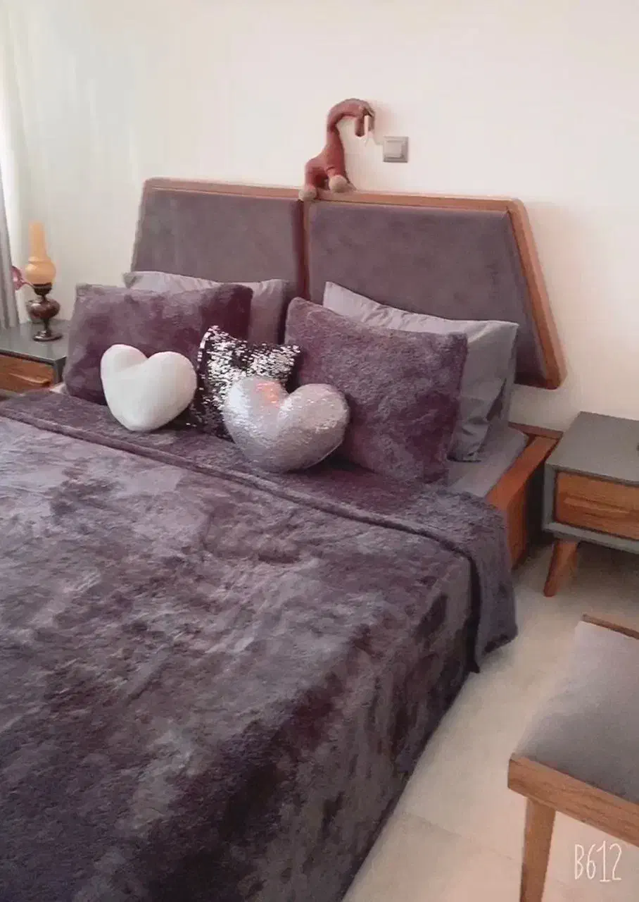 سرویس خواب تمام چوب درجه یک در حد نو|تخت و سرویس خواب|همدان, |دیوار