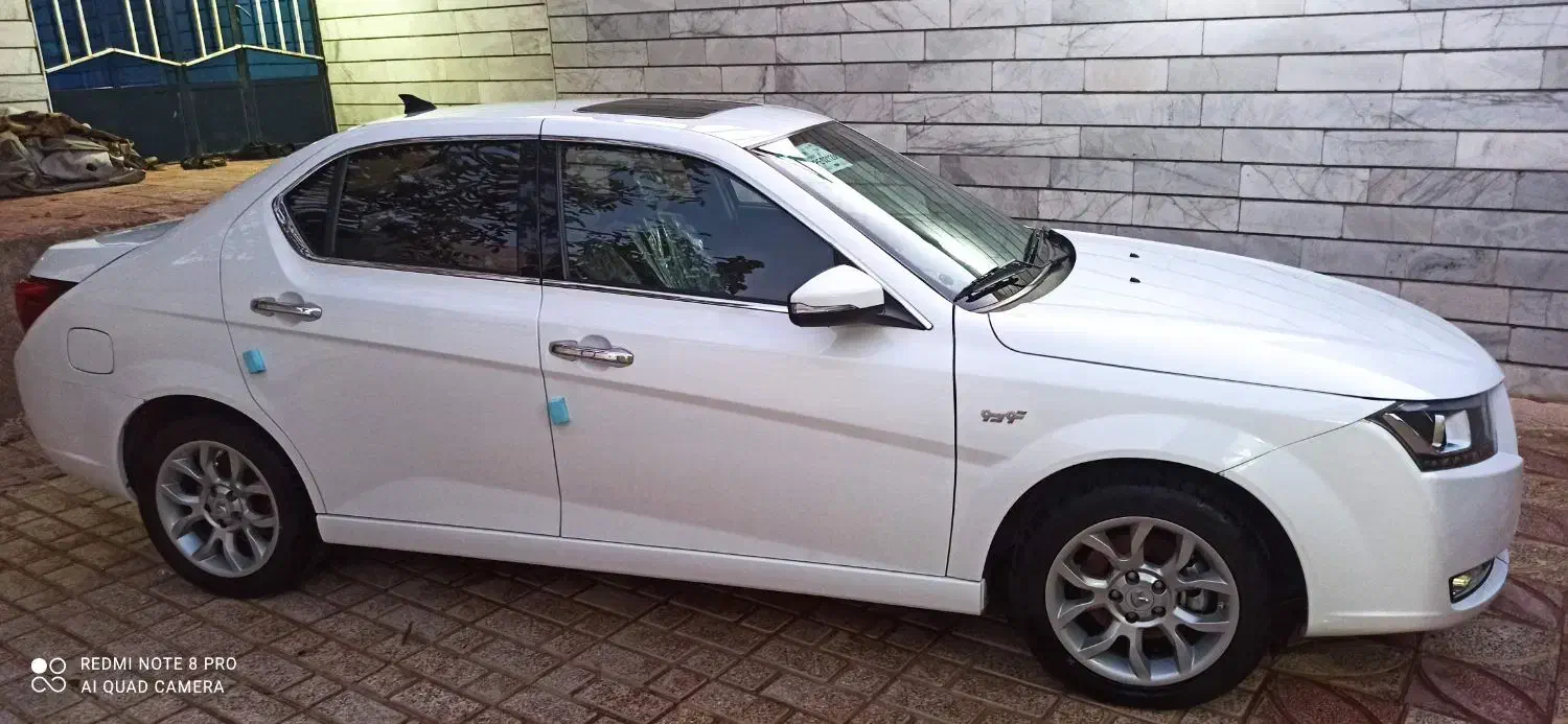 دنا پلاس مدل1402|خودرو سواری و وانت|شال, |دیوار